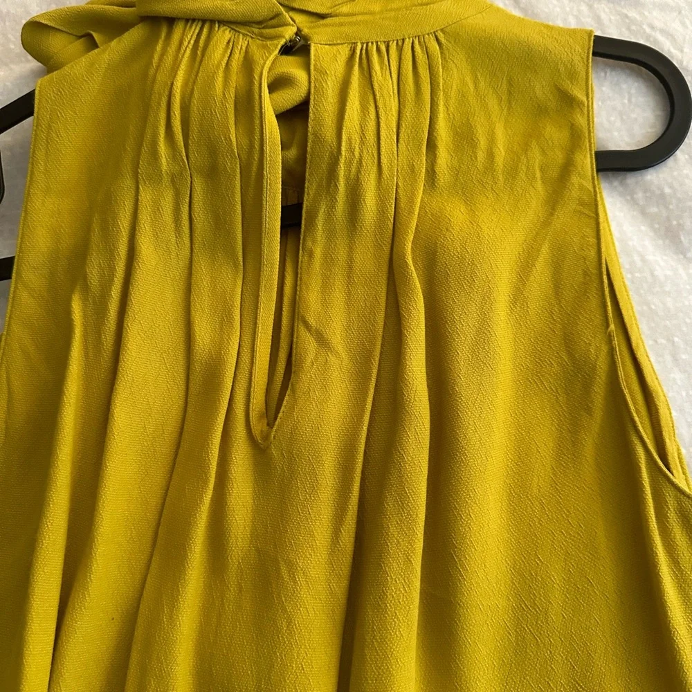 Ann Taylor mustard blouse tie blouse, size XS NWOT - Picture 3 of 3